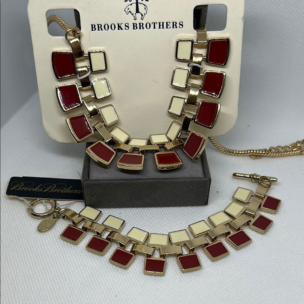 Brooks Brothers Red and Cream Jewelry Set